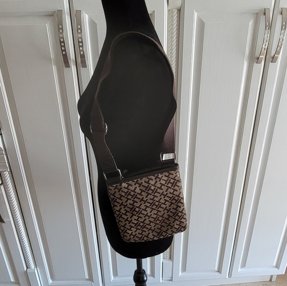 Tommy Hilfiger Purse 8x 8 Brown - Picture 2 of 11